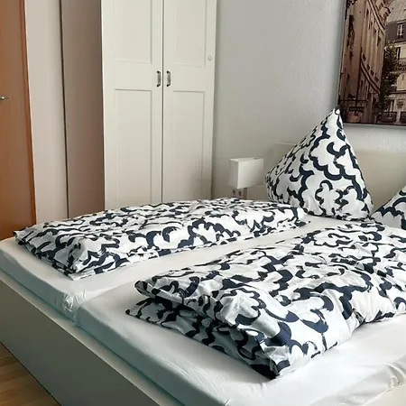 Apartment Zentrum, 3zi, 5p, Wifi, Balkon, Ruhig