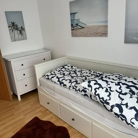 Apartment Zentrum, 3zi, 5p, Wifi, Balkon, Ruhig *